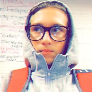 Meet your Posher, Elijah